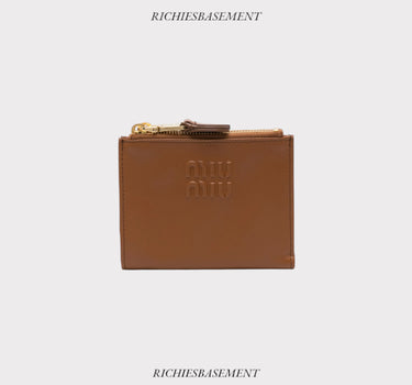 miu miu logo wallet