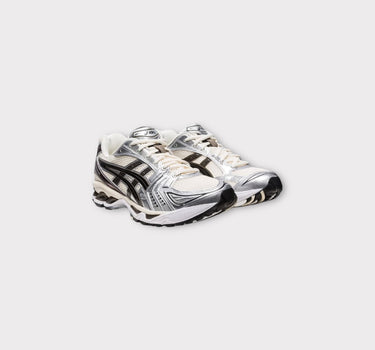 asics ‘cream oyster black white’